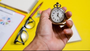 Reponedor llegaba tarde al trabajo y lo terminaron echando: Interpuso millonaria demanda por 'despido injustificado'