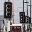 En la mañana de este lunes, un corte de luz afectó a miles de hogares en comunas de la Región Metropolitana. De acuerdo a la Superintendencia de Electricidad y Combustibles (SEC) las zonas más afectadas fueron Maipú y La Cisterna.