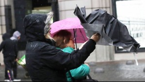 Hasta 60 km/h: Rachas de viento llegarán este día a la Región Metropolitana por sistema frontal