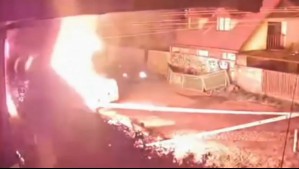 Trabajador comprueba fuga de gas con un soplete y provoca incendio en una casa: Video muestra momento de la explosión