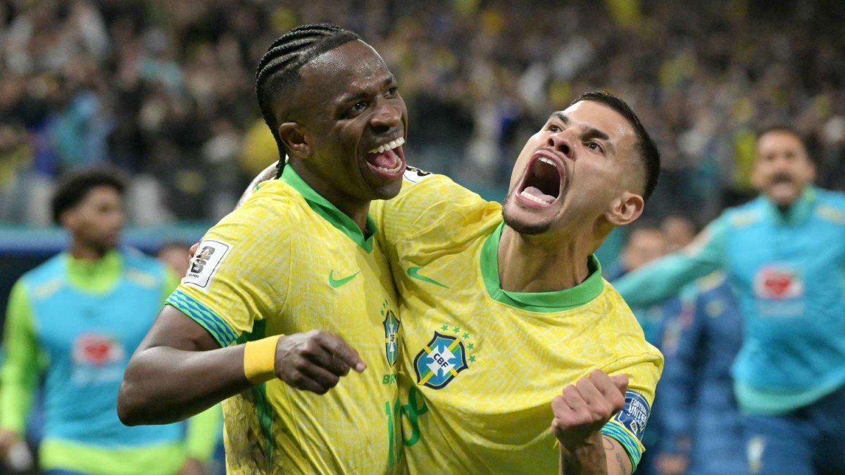 Carlo Ancelotti festejó en su debut como local: Brasil se impuso ante Paraguay y se clasificó al Mundial