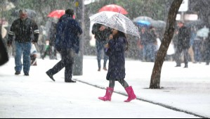 Sistema frontal en Santiago: ¿Podría caer nieve este jueves en la Región Metropolitana?