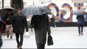 'Entre 15 y 25 milímetros': ¿A qué hora lloverá el domingo en Santiago para el Día del Padre?