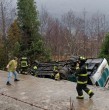 Conoce detalles sobre el grave accidente de tránsito en el que se vio involucrado un bus con 43 pasajeros que se dirigía hacia las Termas de Manquecura, en Panguipulli.