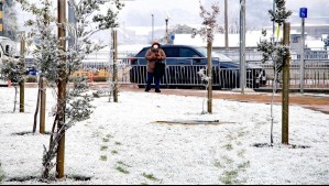 Estas son las comunas de Santiago donde podría nevar este martes