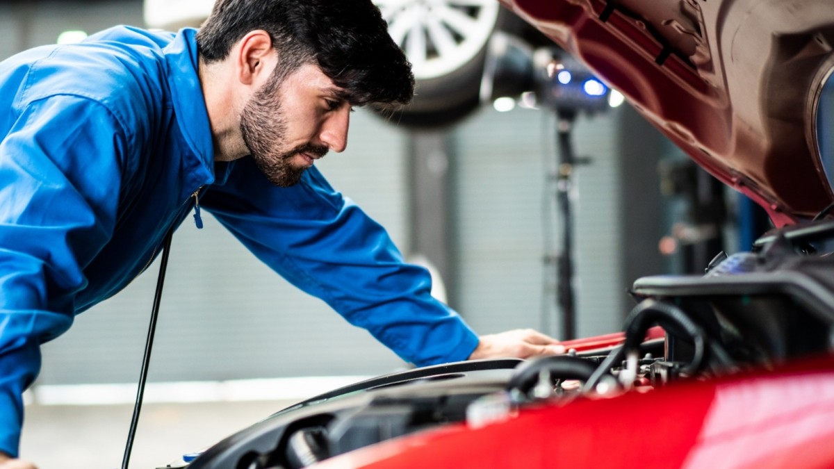 ¿Cómo preparar el auto para un sistema frontal? Estas son las revisiones clave que debes realizar