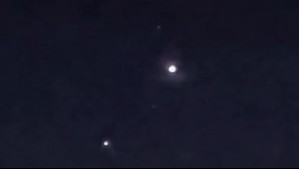 'No es posible confirmar su origen': Captan extrañas luces en cielo del norte de Chile