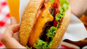 Cadena de comida regalará 2 millones a recién nacido: ¿Qué debe cumplir?