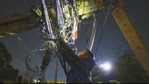 Corte de luz programado para este viernes feriado afectará dos comunas de la RM: Revisa los sectores que no tendrán suministro