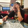 Revisa la divertida anécdota que vivió Kel Calderón en sus vacaciones en España, en donde terminó ganando un bingo de abuelitos en medio de una inesperada tormenta.
