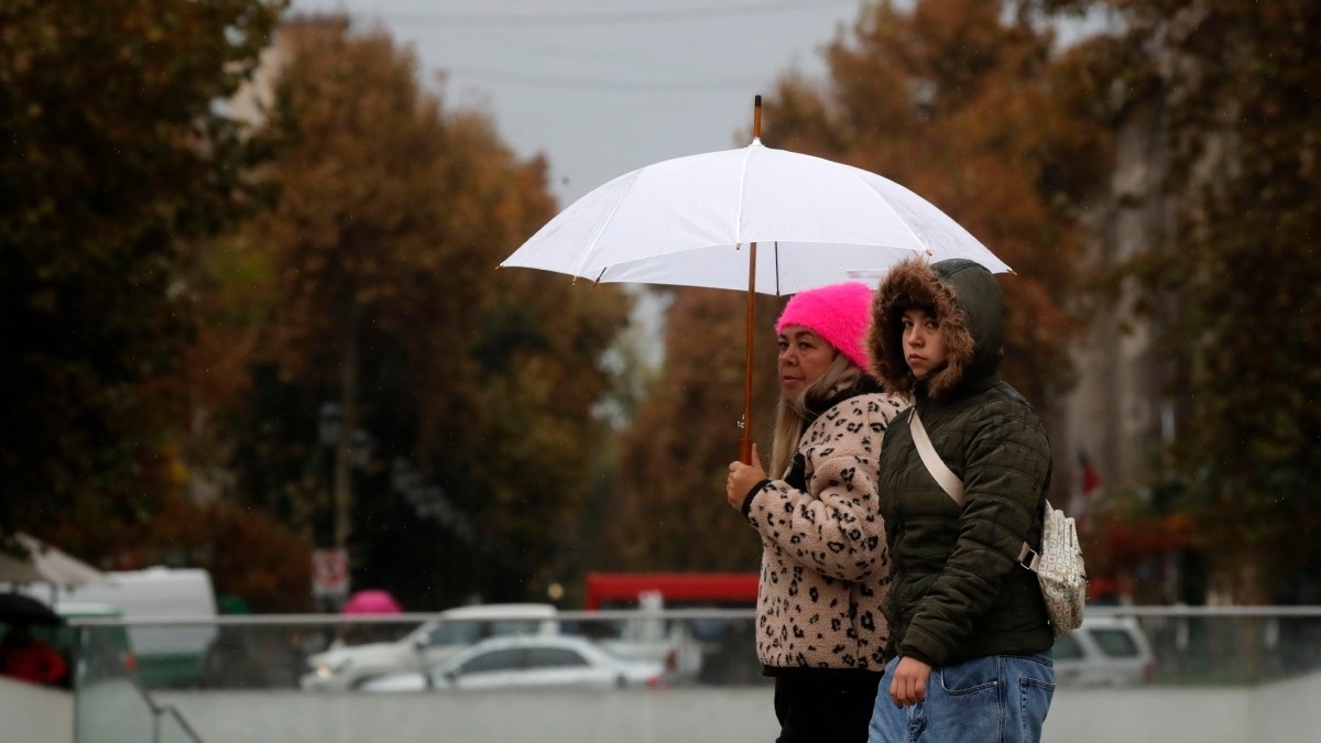 Temperaturas bajo cero en la zona centro-sur: ¿Seguirá lloviendo este lunes 23 de junio?