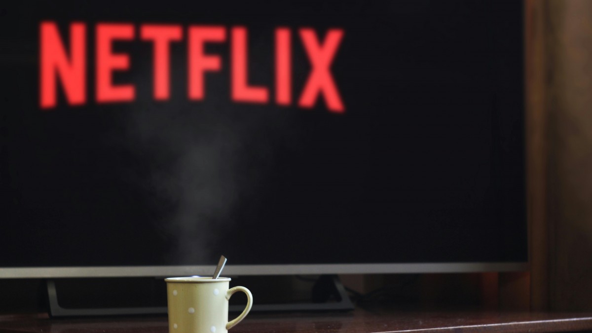 Conmoción en el mundo del espectáculo por dramática muerte de estrella de Netflix