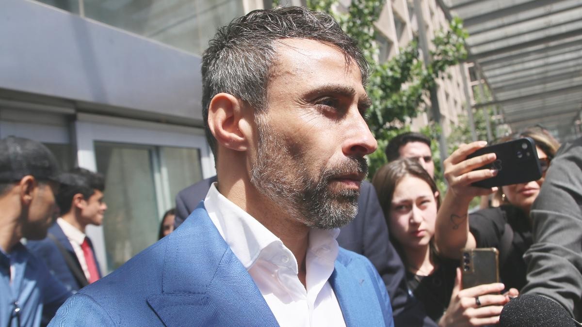 Jorge Valdivia pide permiso para viajar a España pese a estar con arraigo nacional y arresto domiciliario nocturno