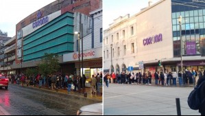 'Todo a 5 lucas': Remate final por cierre definitivo de Corona genera largas filas y aglomeraciones en sus tiendas