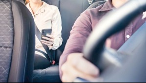 Incluso un colchón y un microondas: Estos son los objetos más olvidados (y los más insólitos) en autos de aplicación