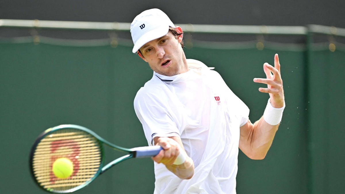 Jarry le da vuelta el partido a top ten del ranking ATP y clasifica a la segunda ronda de Wimbledon