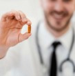 El envejecimiento es inevitable, pero la ciencia ha centrado sus esfuerzos en descubrir formas de ralentizar este proceso. Un estudio reveló la existencia de una vitamina clave, pero que en Chile presenta un déficit.