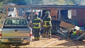 Casa estaba cerrada con candado por fuera: Voraz incendio dejó a dos menores y dos mujeres adultas fallecidas en Pichilemu
