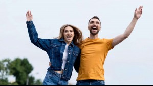 Mujer probó el secreto de los daneses para la felicidad durante un año: 'Mi vida cambió radicalmente'