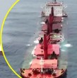 Video muestra el ataque y hundimiento del buque Eternity C en el mar Rojo. Tres personas murieron ahogadas tras un ataque atribuido a rebeldes hutíes frente a las costas de Yemen.