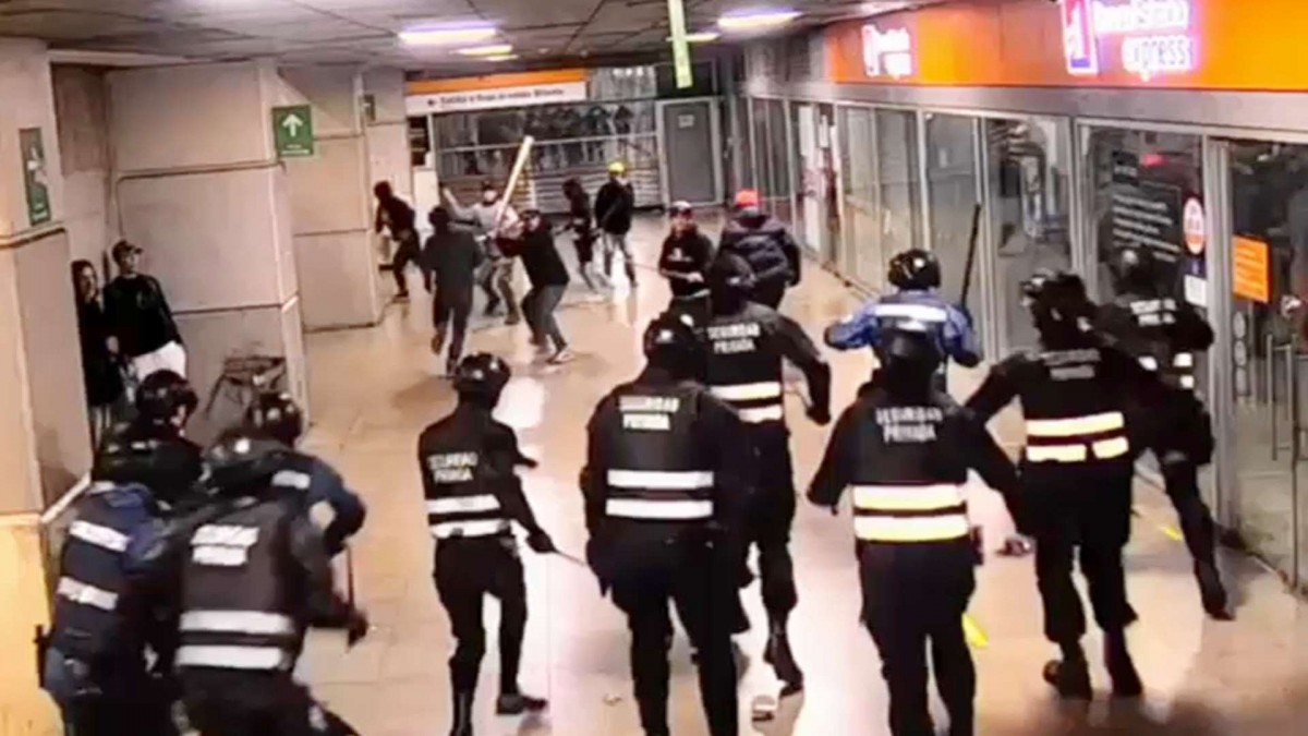 'Esta gente hace lo quiere en el Metro': Pelea entre ambulantes y guardias dejó daños superiores a los $2 millones en La Cisterna