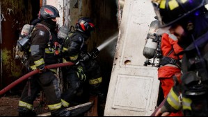 Uno de ellos era futbolista: Padre y su hijo mueren en incendio que consumió un minimarket en Porvenir