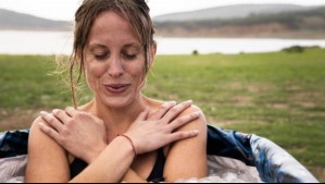 El boom de los baños de hielo: ¿Qué le pasa a tu cuerpo y qué riesgos tiene esta práctica?