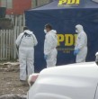 En medio de una demolición de viviendas tomadas que se estaba realizando en Hualpén, región del Biobío, los trabajadores encontraron un cadáver en el lugar. ¡Detalles del caso acá!