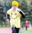 Fauja Singh, el maratonista más longevo del mundo, murió a los 114 años tras ser atropellado en India. Inspiró al mundo con sus hazañas deportivas desde que tenía 89 años.