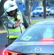 ¡Atención, conductores! La restricción vehicular, impulsada por el Ministerio del Medio Ambiente en colaboración con el Ministerio de Transportes, busca controlar la cantidad de gases contaminantes emitidos.