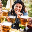 Pizza de regalo, cerveza gratis y hasta una colección de joyas son algunos de los panoramas e ideas que puedes disfrutar en restaurantes y locales este fin de semana, en el marco del Día de la Amistad 2025.