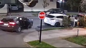 Violento portonazo se registró en La Florida: Sujetos amenazaron a una pareja con armas de fuego