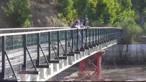 'Se están investigando posibles irregularidades': Polémico puente en Hualqui no puede ser usado por estar en terreno privado