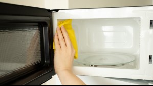 ¿Cómo limpiar el microondas? Esta es la forma correcta para no dañarlo