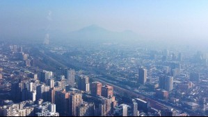 Declaran Alerta Ambiental para este martes en la Región Metropolitana: Revisa la restricción vehicular