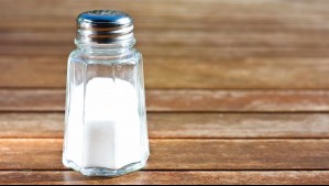 ¿Cómo evitar que la sal se humedezca en el salero? Este es el truco definitivo
