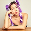 Conoce los problemas que ha tenido para comunicarse la influencer Chingu Amiga durante sus primeras horas en Chile. La youtuber llegó al país en la mañana de este martes.