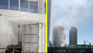 Incendio se registra a solo metros de la playa de Iquique en medio de evacuación por tsunami