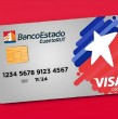 Sus usuarios pueden utilizarla para compras nacionales y en el comercio extranjero, recibir su sueldo o los montos de beneficios sociales, además de transferir dinero a otros mediante el sitio web o la
