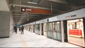 Metro de Santiago normaliza servicio en Línea 3 tras cierre de estación