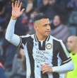 Alexis Sánchez continúa sin resolver su situación en el Udinese de Italia. Si bien tiene contrato por una temporada más, su estadía es incertidumbre, debido a que la relación con el técnico Kosta Runjaic está quebrada.