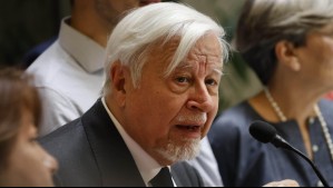 Diputado Celedón sufre robo en pleno centro de Santiago: Delincuente se llevó su maletín con su computador y documentos