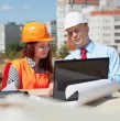 Conoce las ofertas laborales que tiene el Ministerio de Obras Públicas (MOP) en distintas regiones del país. Revisa qué sueldos puedes ganar, cómo solicitar el empleo y hasta cuándo puedes hacerlo.