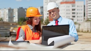 Puedes ganar un sueldo de hasta $3,1 millones: ¿Qué ofertas laborales tiene el MOP?