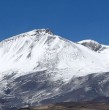 El Servicio Nacional de Geología y Minería (Sernageomin) explicó que la medida responde a la reciente actividad registrada en la zona y el eventual riesgo por emisión de dióxido de carbono.