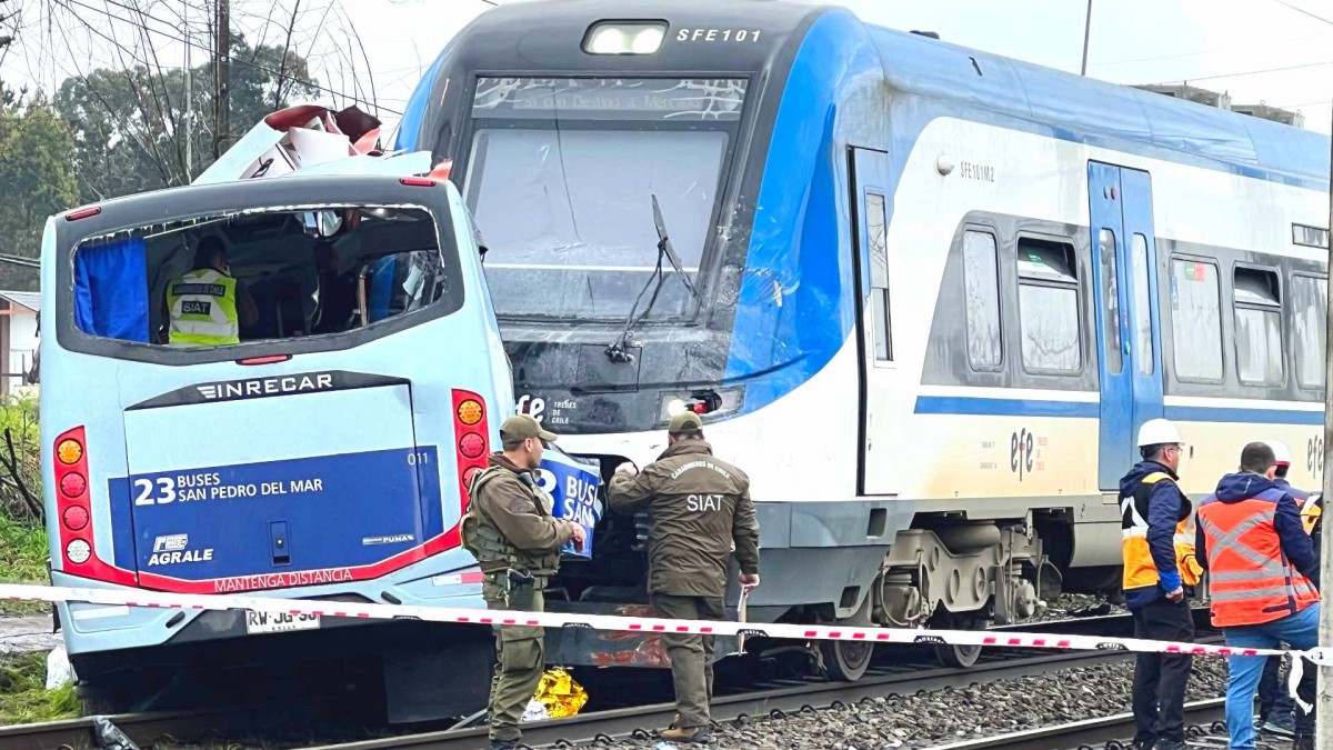 Arriesga 26 años de cárcel: Comenzó juicio contra conductor de taxibús que fue chocado por biotrén en San Pedro de la Paz