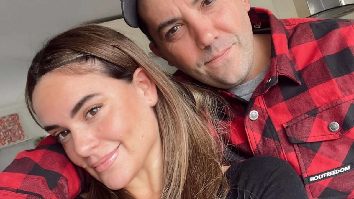 Carmen Tuitera anuncia que le pidió matrimonio a su pareja tras reconciliación: 