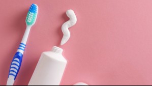 ¿Qué es el fluoruro de estaño? El componente que causó el retiro de pasta dental por riesgo de lesiones