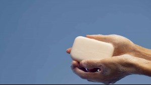 Por tener bacteria que provocaría grave infección: Retiran del mercado lotes de jabones en Estados Unidos