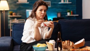 Hambre emocional: ¿Cuál es la diferencia entre comer por ansiedad y un trastorno por atracón?